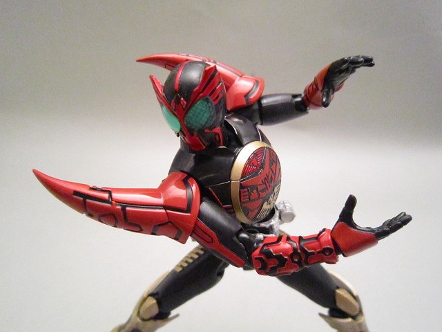 S.H.フィギュアーツ　仮面ライダーオーズ　タマシーコンボ