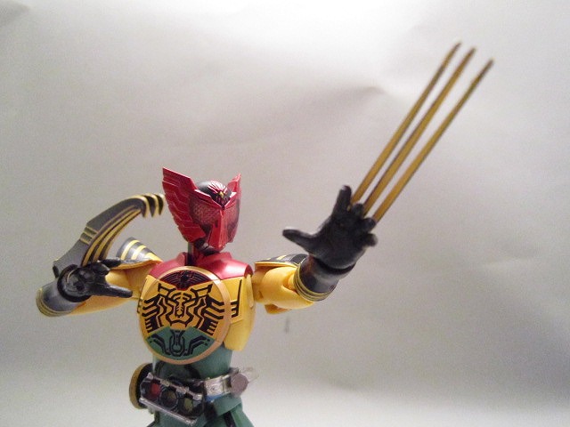 S.H.フィギュアーツ　仮面ライダーオーズ　スーパータトバコンボ