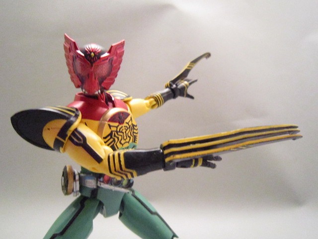 S.H.フィギュアーツ　仮面ライダーオーズ　スーパータトバコンボ