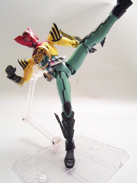 S.H.フィギュアーツ　仮面ライダーオーズ　スーパータトバコンボ