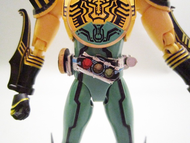 S.H.フィギュアーツ　仮面ライダーオーズ　スーパータトバコンボ