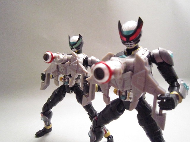 S.H.フィギュアーツ　仮面ライダープロトバース