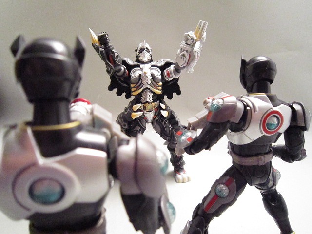 S.H.フィギュアーツ　仮面ライダープロトバース