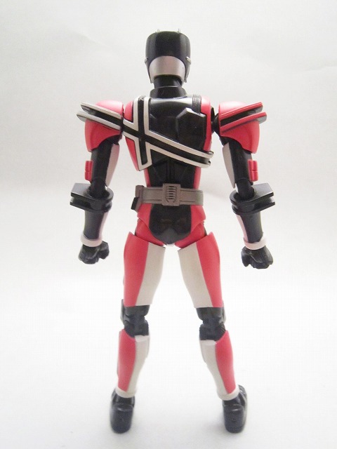 S.H.フィギュアーツ　仮面ライダーディケイド　激情態