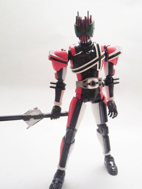 S.H.フィギュアーツ　仮面ライダーディケイド　激情態