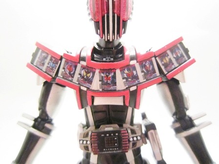 S.H.フィギュアーツ　仮面ライダーディケイド　コンプリートフォーム