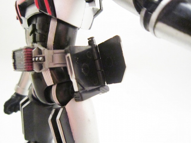 S.H.フィギュアーツ　仮面ライダーディケイド　コンプリートフォーム