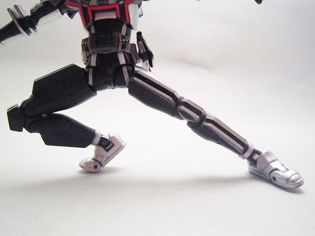 S.H.フィギュアーツ　仮面ライダーディケイド　コンプリートフォーム