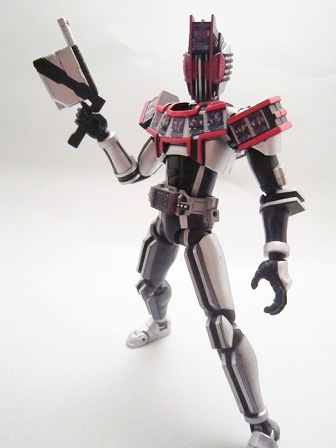 S.H.フィギュアーツ　仮面ライダーディケイド　コンプリートフォーム