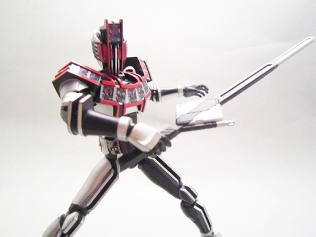 S.H.フィギュアーツ　仮面ライダーディケイド　コンプリートフォーム