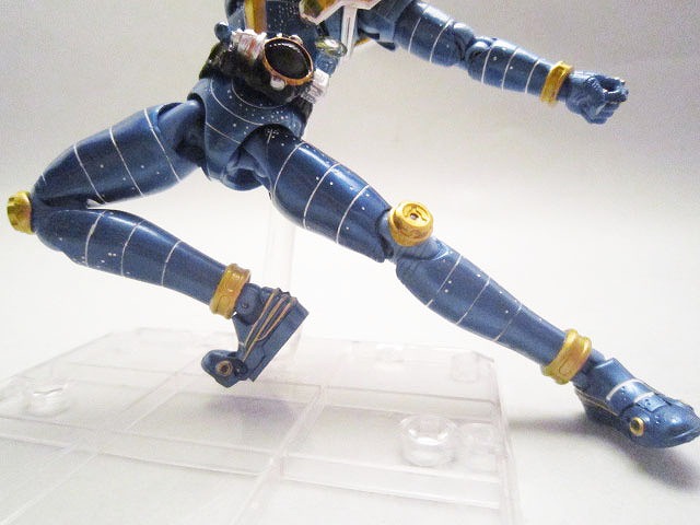 S.H.フィギュアーツ　仮面ライダーメテオストーム