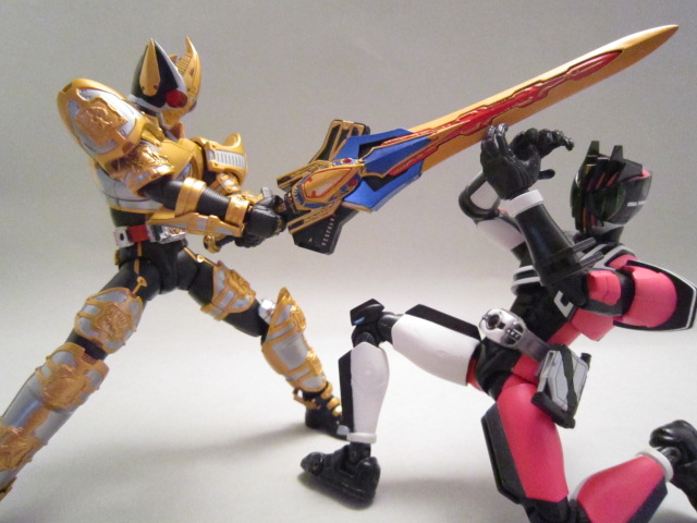 S.H.フィギュアーツ 仮面ライダーブレイド　キングフォーム