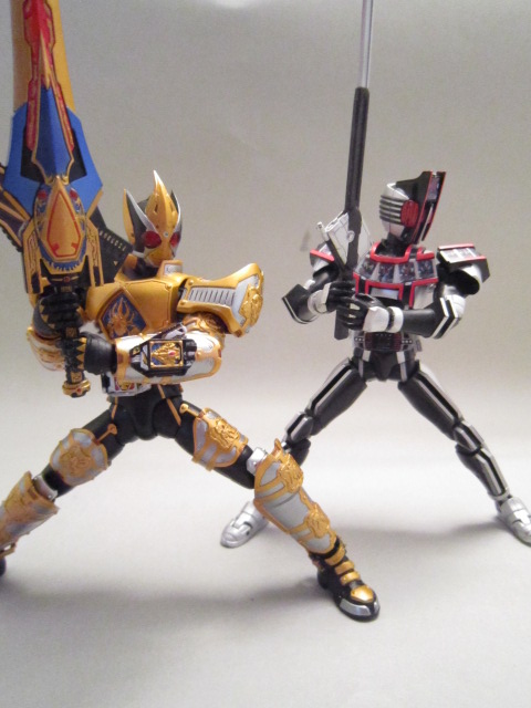 S.H.フィギュアーツ 仮面ライダーブレイド　キングフォーム