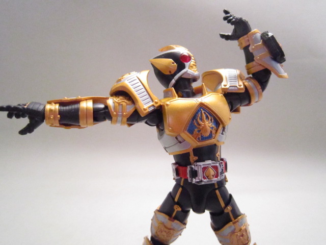 S.H.フィギュアーツ 仮面ライダーブレイド　キングフォーム