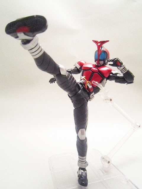 S.H.フィギュアーツ　仮面ライダーカブト　リニューアル(真骨彫)版