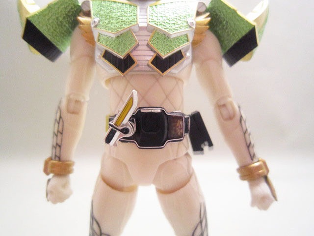 S.H.フィギュアーツ　仮面ライダー斬月　メロンアームズ