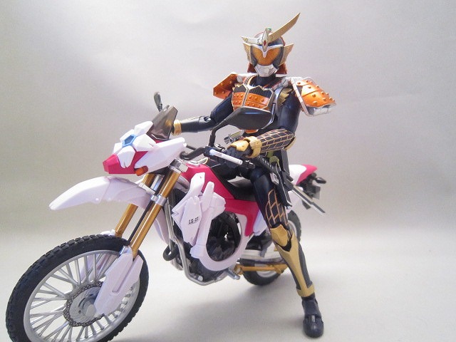 S.H.フィギュアーツ　サクラハリケーン