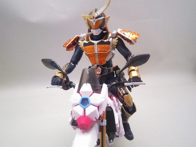 S.H.フィギュアーツ　サクラハリケーン