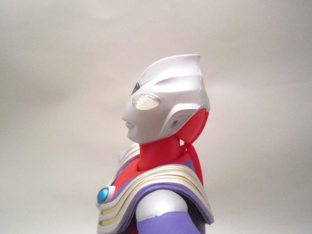 ULTRA-ACT　ウルトラマンティガ　　ver.2(リニューアル)