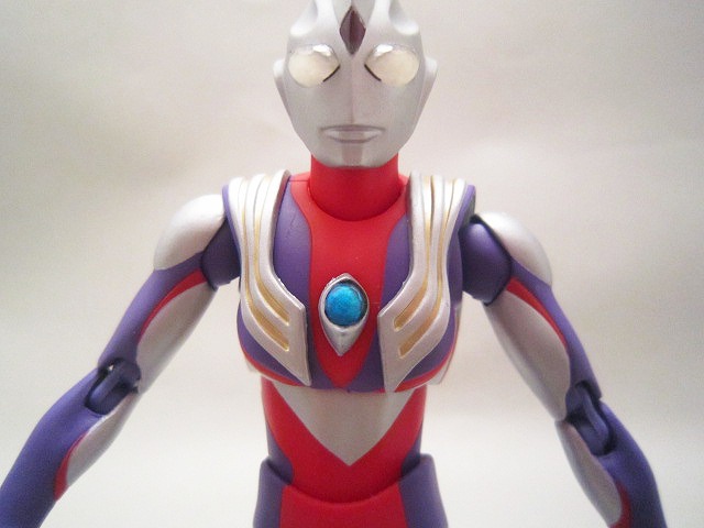 ULTRA-ACT　ウルトラマンティガ　　ver.2(リニューアル)