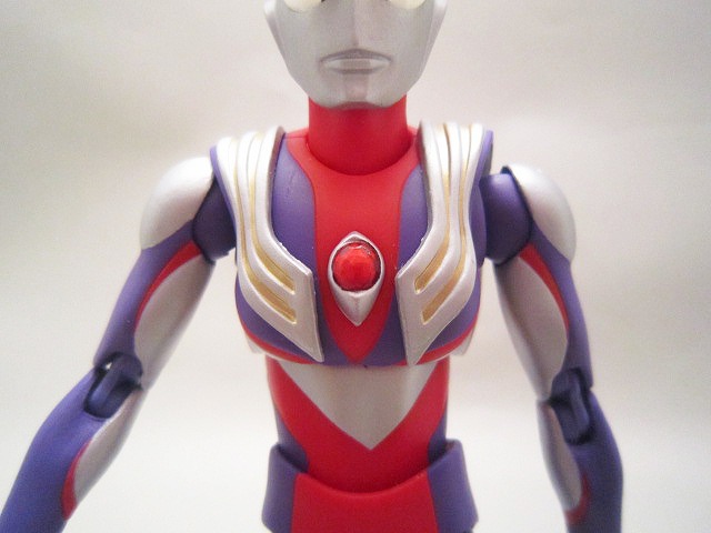 ULTRA-ACT　ウルトラマンティガ　　ver.2(リニューアル)