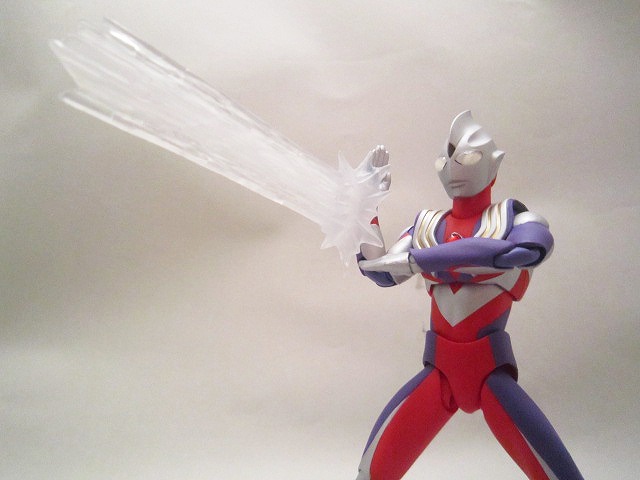 ULTRA-ACT　ウルトラマンティガ　　ver.2(リニューアル)