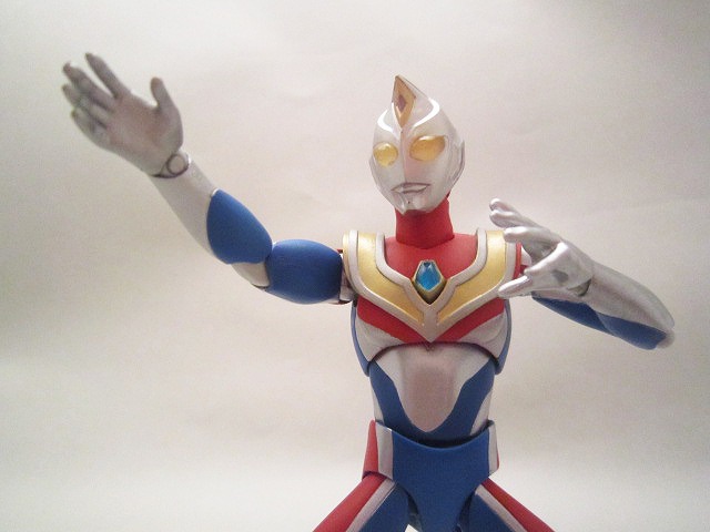 ULTRA-ACT　ウルトラマンティガ　　ver.2(リニューアル)