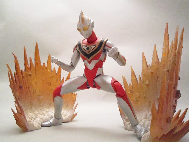 ULTRA-ACT　ウルトラマンティガ　　ver.2(リニューアル)
