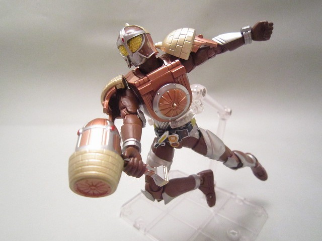S.H.フィギュアーツ　仮面ライダーグリドン　ドングリアームズ