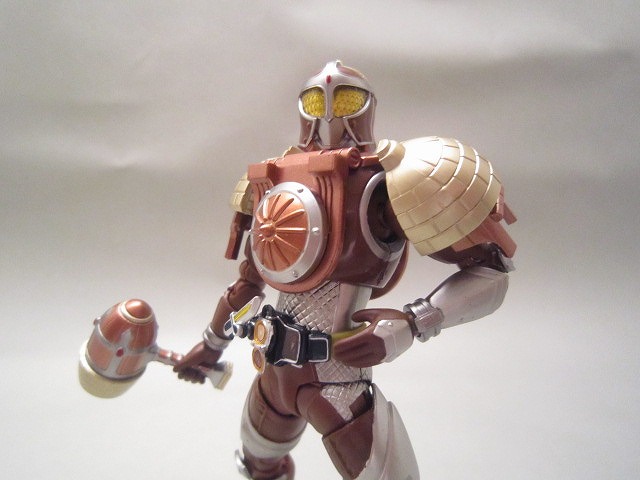 S.H.フィギュアーツ　仮面ライダーグリドン　ドングリアームズ