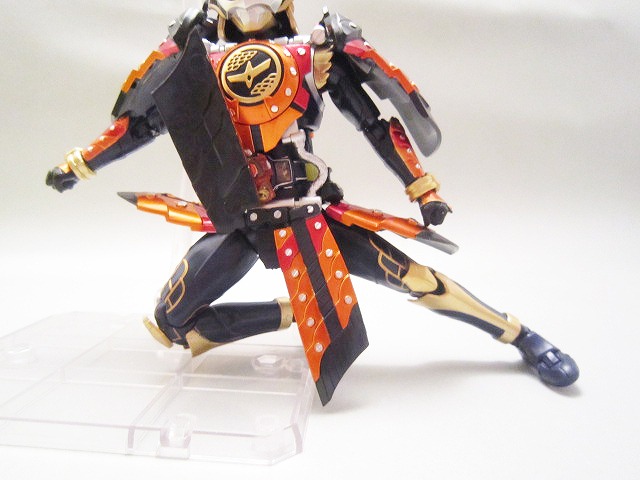 S.H.フィギュアーツ　仮面ライダー鎧武　カチドキアームズ