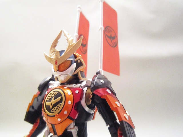 S.H.フィギュアーツ　仮面ライダー鎧武　カチドキアームズ