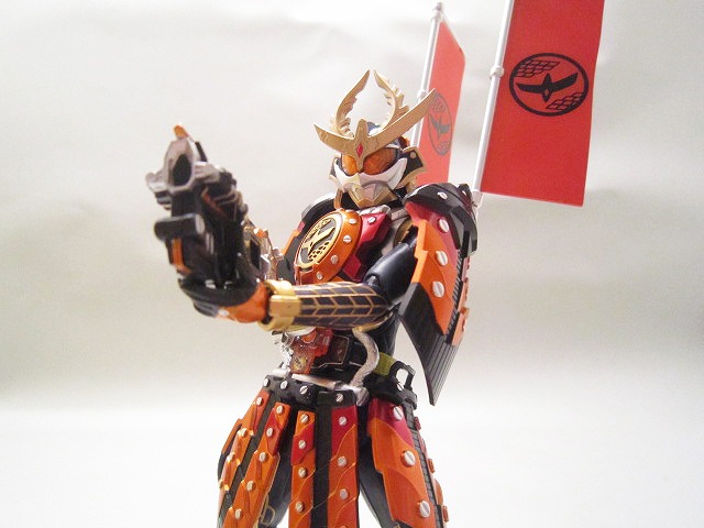 S.H.フィギュアーツ　仮面ライダー鎧武　カチドキアームズ