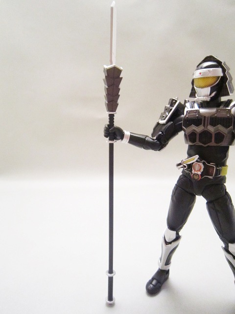 S.H.フィギュアーツ　仮面ライダー黒影　マツボックリアームズ