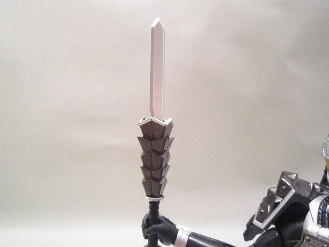 S.H.フィギュアーツ　仮面ライダー黒影　マツボックリアームズ