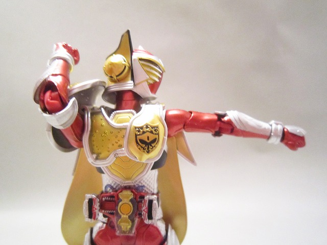 S.H.フィギュアーツ　仮面ライダーバロン　レモンエナジーアームズ