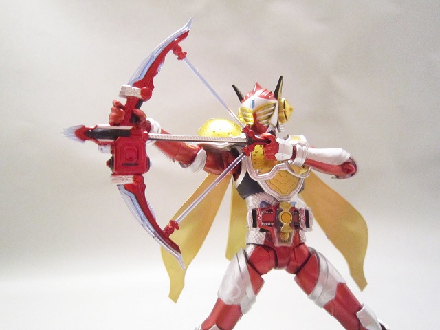 S.H.フィギュアーツ　仮面ライダーバロン　レモンエナジーアームズ