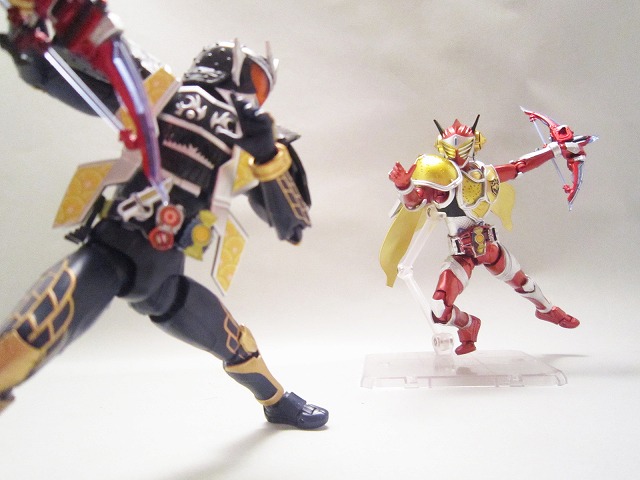 S.H.フィギュアーツ　仮面ライダーバロン　レモンエナジーアームズ