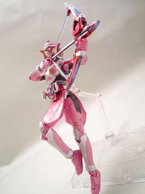 S.H.フィギュアーツ 仮面ライダーマリカ　ピーチエナジーアームズ