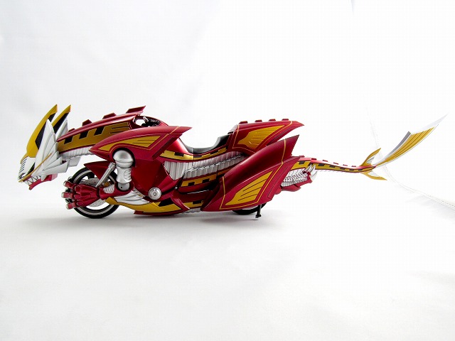 S.H.フィギュアーツ　ドラグランザー　レビュー　仮面ライダー龍騎サバイブ　レビュー