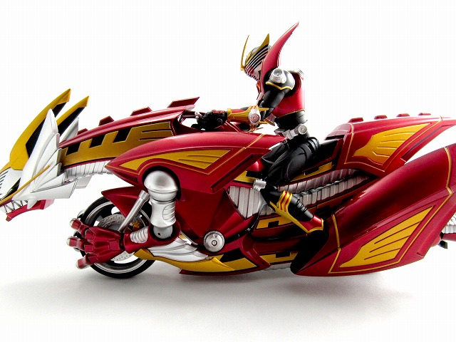 S.H.フィギュアーツ　ドラグランザー　レビュー　仮面ライダー龍騎サバイブ　レビュー
