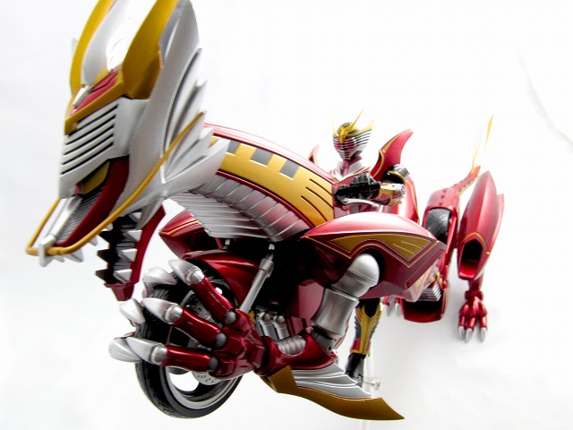 S.H.フィギュアーツ　ドラグランザー　レビュー　仮面ライダー龍騎サバイブ　レビュー