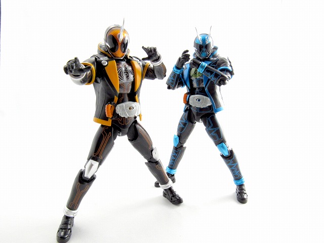 S.H.フィギュアーツ　仮面ライダースペクター　レビュー 