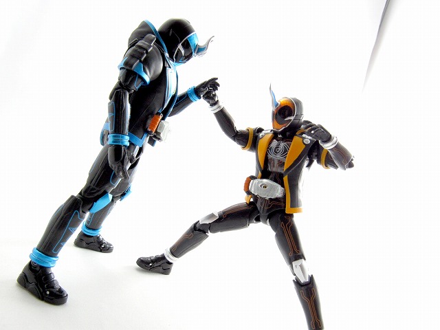 S.H.フィギュアーツ　仮面ライダースペクター　レビュー 