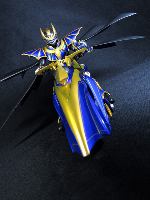 S.H.フィギュアーツ　ダークレイダー　レビュー 