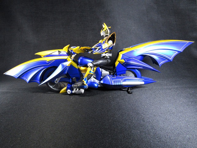 S.H.フィギュアーツ　ダークレイダー　レビュー レビュー 