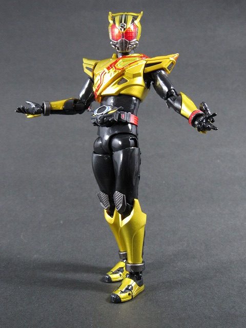 S.H.フィギュアーツ　仮面ライダーゴルドドライブ　レビュー