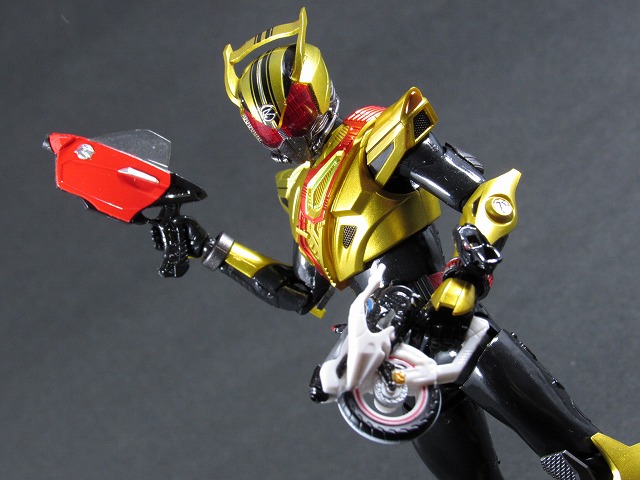 S.H.フィギュアーツ　仮面ライダーゴルドドライブ　レビュー レビュー 