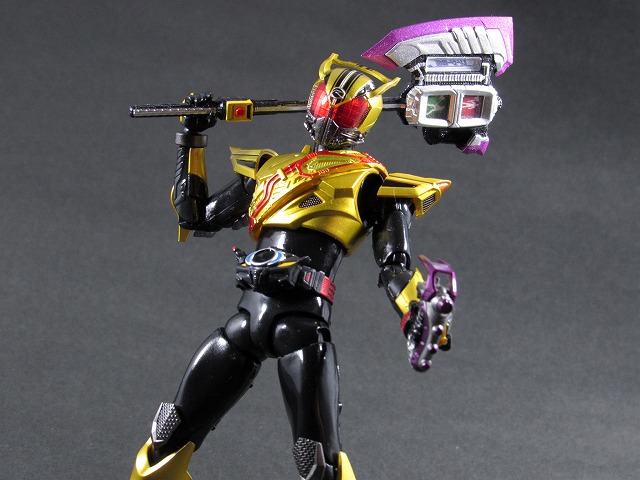 S.H.フィギュアーツ　仮面ライダーゴルドドライブ　レビュー 