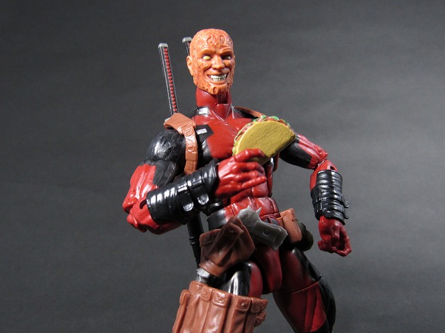 マーベル・レジェンド MARVEL LEGENDS　デッドプール(X-MEN ジャガーノートシリーズ)　レビュー　アクション